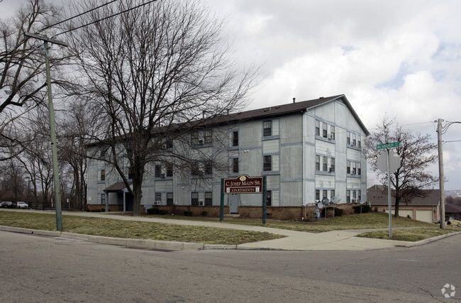 C.j. Mclin Sr., Apartments