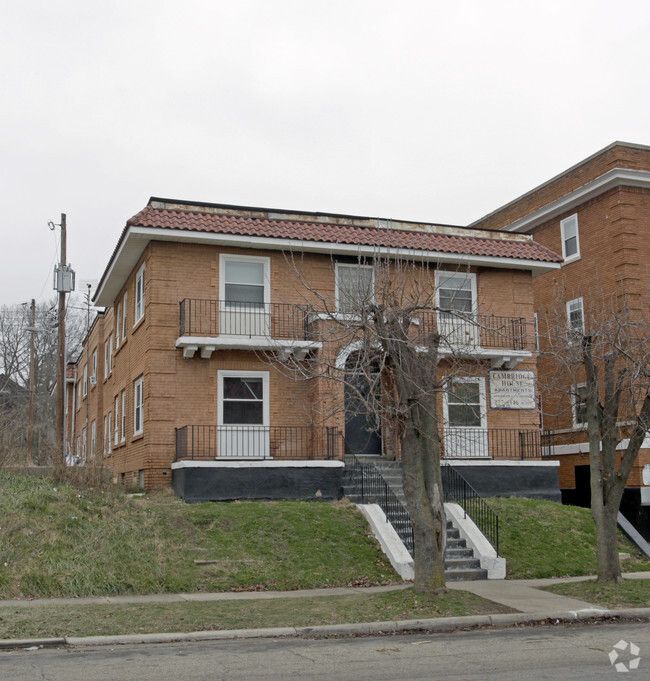 Cambridge House Apartments