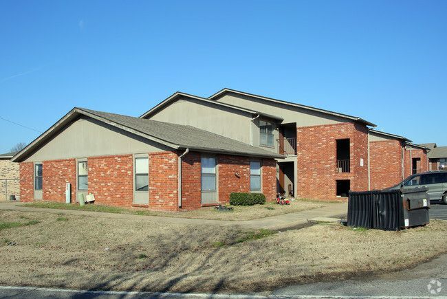 Archwood Apartments