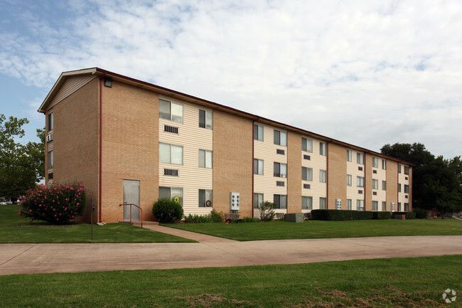 Oklahoma Christian/disciples Apartments