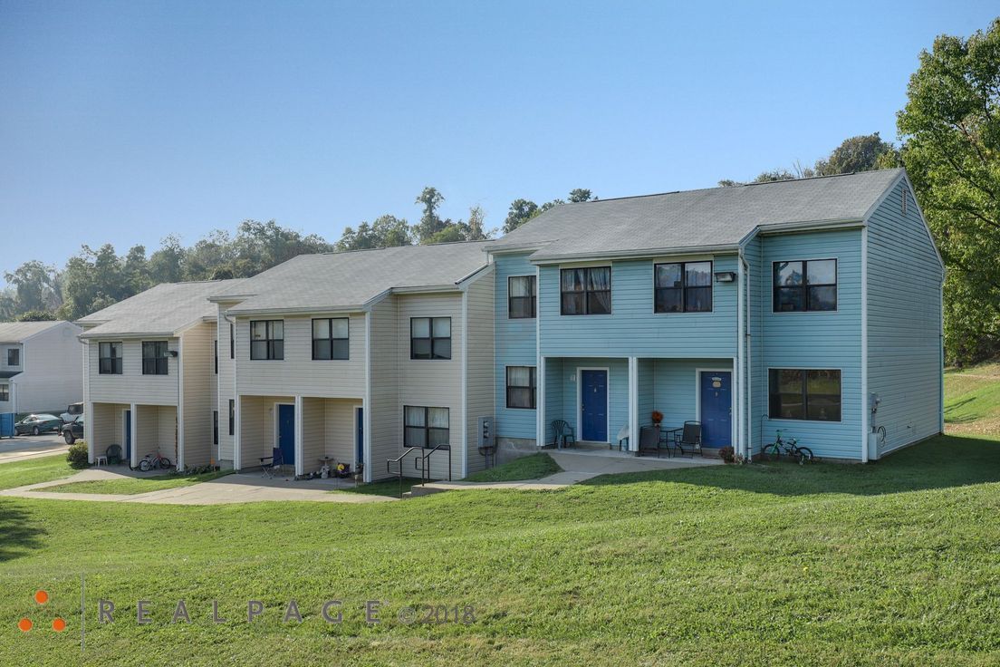 Bentleyville Apartments