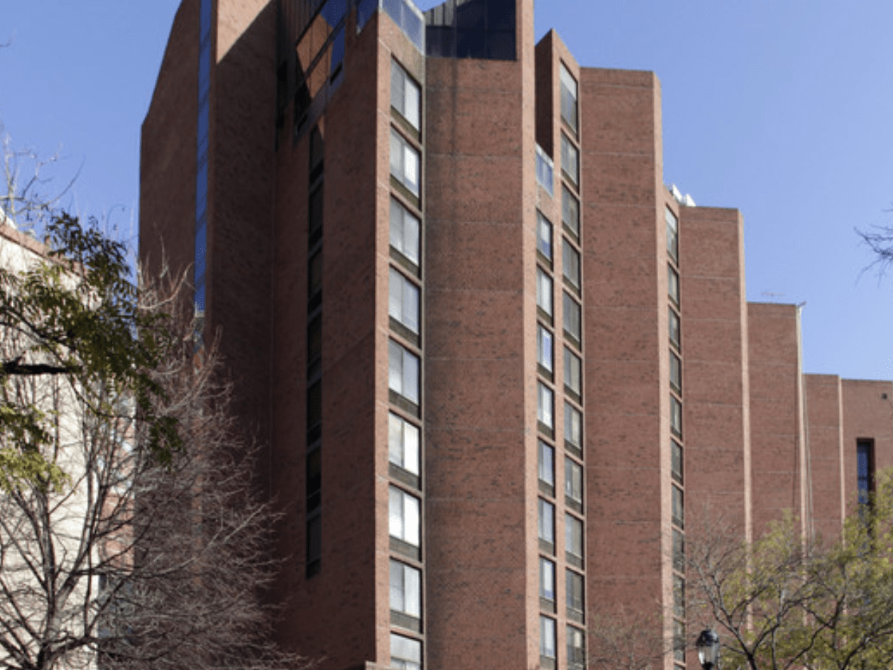 American Postal Workers House, Low Apartments