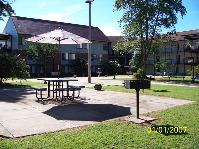 Rockwood Village - Senior Affordable Apartments