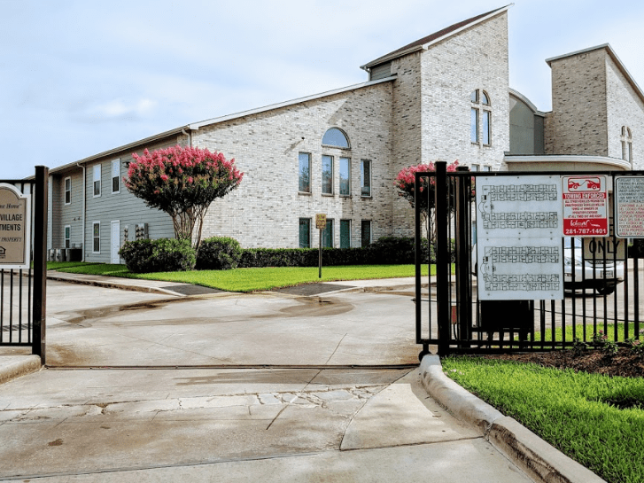 Faith Village, Low Apartments