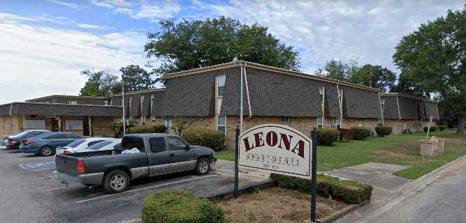 Leona Apartments