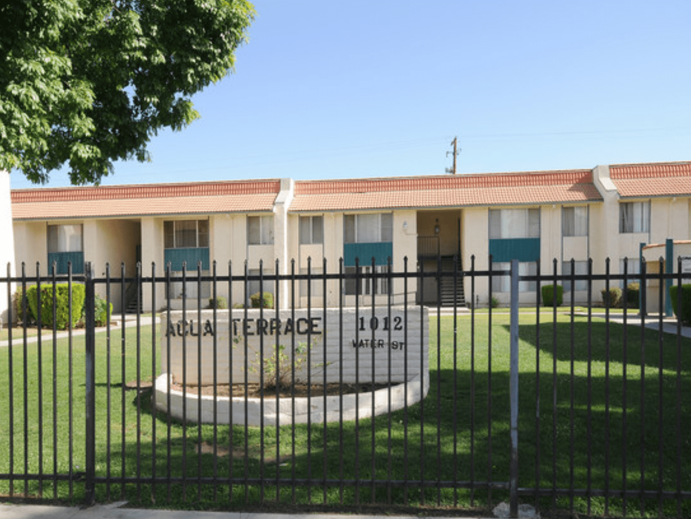 Bakersfield, CA Low Apartments